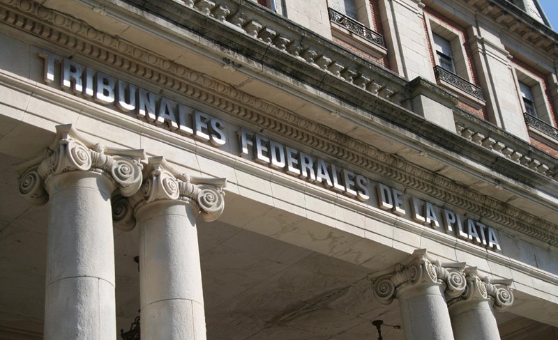 Confirman a querellantes en causa por el secuestro de Timerman