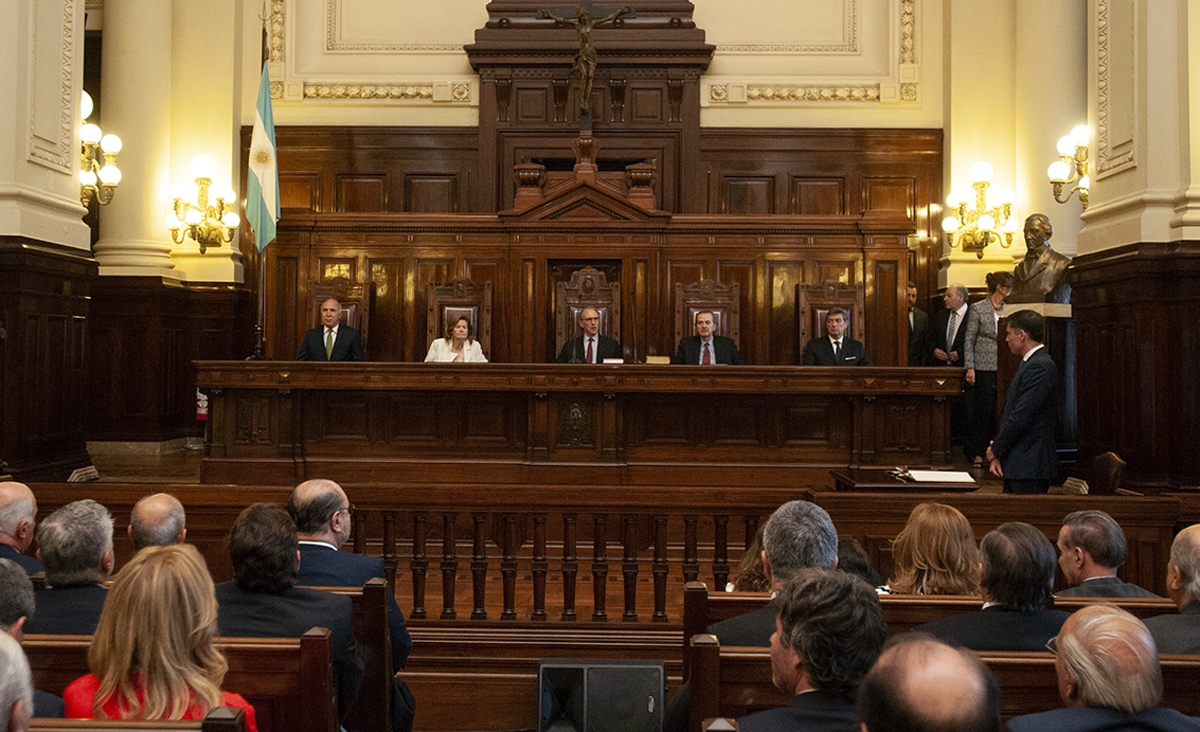 El presidente de la Corte Suprema tom juramento a los nuevos integrantes del Consejo de la Magistratura