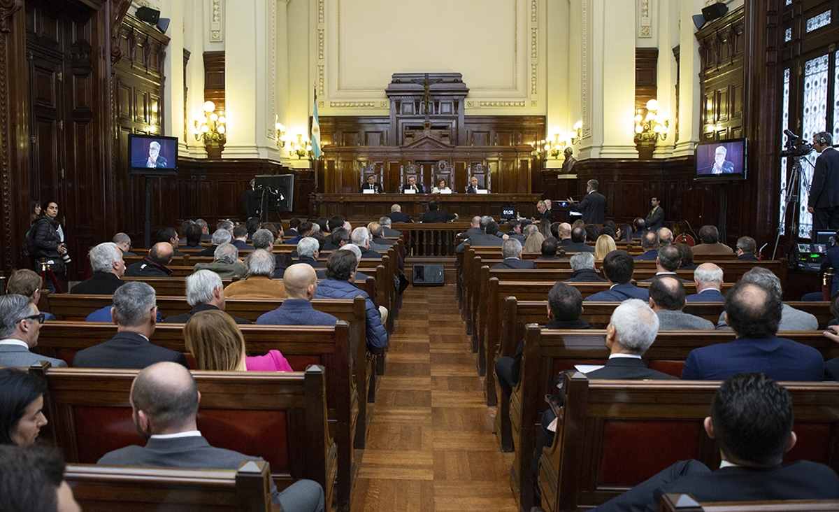 Se realiz una audiencia pblica ante la Corte Suprema en una causa en la que se debate la autonoma de los municipios para establecer tasas